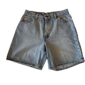 Vintage 90s Levi's 950 Relaxed Fit High Waisted White Tab Denim Shorts Made in U